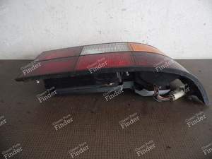 FEU ARRIERE DROIT - PORSCHE 924 - 477945216- thumb-7