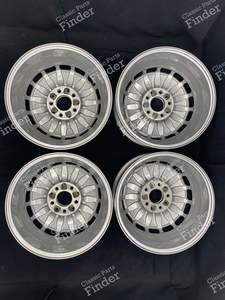 Original 'Gullideckel' Alloy Wheels 6Jx15 ET49 - MERCEDES BENZ 190 (W201) - 2014001502- thumb-6