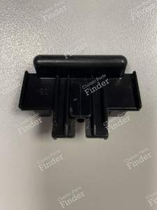 VERSCHLUSS DES SICHERUNGSKASTENS - PEUGEOT 205 - thumb-1