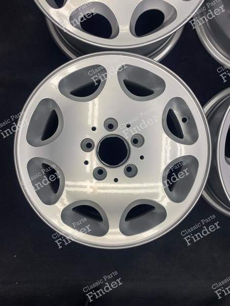 Original 'Sportline' Eight Holes Alloy Wheels 7Jx15 ET41 - MERCEDES BENZ E (W124) - 1244011302- 4