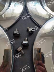 Verchromte Radkappen - PEUGEOT 504 - 5415.22- thumb-2