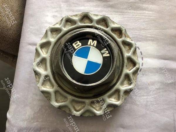 Three BBS hubcaps - BMW 3 (E30) - 09.24.038 / 09.24.029 / 09.23.113- 0