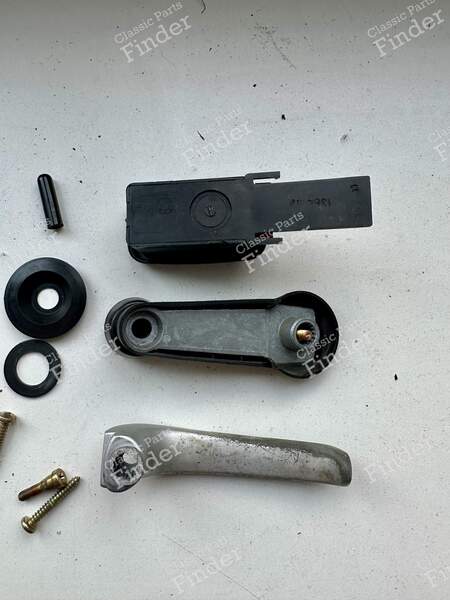 Driver's Door Kit - BMW 3 (E21) - 1