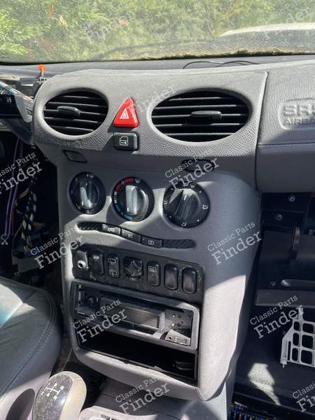 Console centrale + aérateurs - MERCEDES BENZ A (W168) - 0