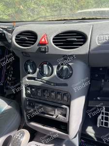 Console centrale + aérateurs - MERCEDES BENZ A (W168)