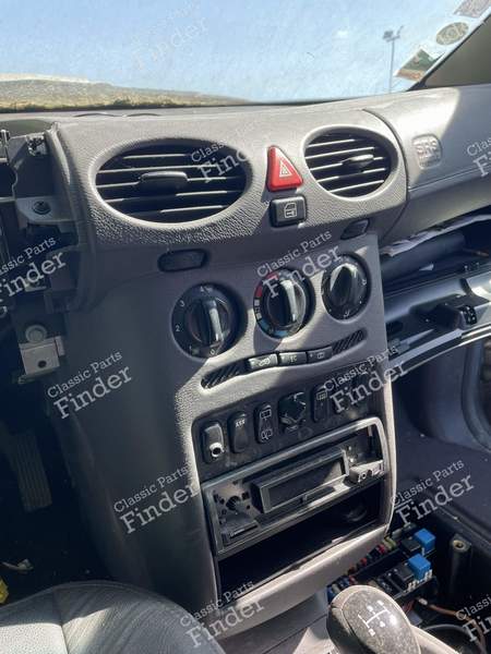 Console centrale + aérateurs - MERCEDES BENZ A (W168) - 1
