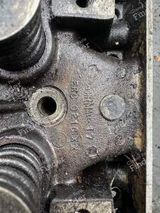 3.5 V8 Engine Cylinder Heads - LAND ROVER Range Rover - thumb-3