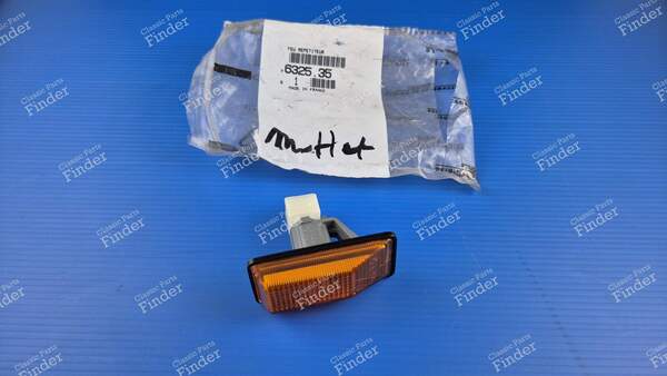 Feu clignotant répétiteur latéral droit - PEUGEOT 106 - 3306 / 632545- 1