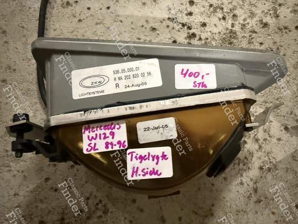 2 Foglights - AMG versions - MERCEDES BENZ SL (R129) - HWA 2028200256 (R) / HWA 2028200156 (L)- 4