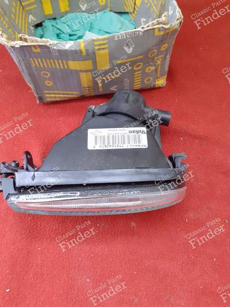 Antibrouillard gauche - RENAULT 19 (R19) - 7701042674- 1