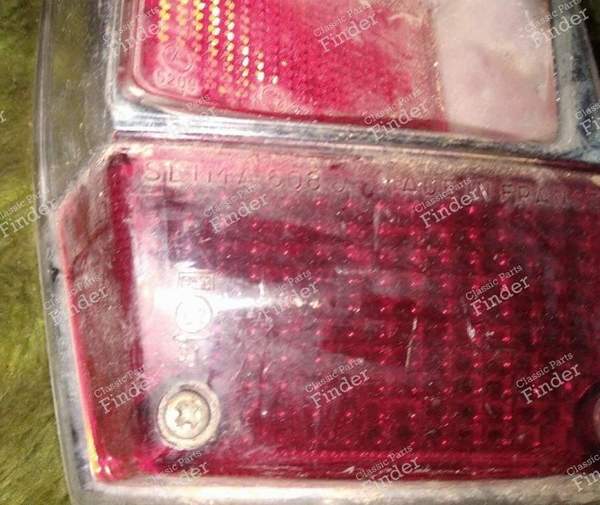 Taillight - Phase 1 - RENAULT 6 (R6) - 1A608- 2