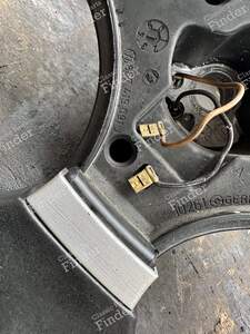 Lenkrad in der Ausführung G40 GT - VOLKSWAGEN (VW) Polo / Derby - 887419091J- thumb-1