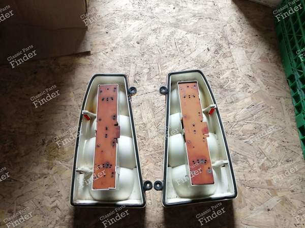 Pair of rear lights - Station wagon version - CITROËN CX - 3071G / 3072D- 1