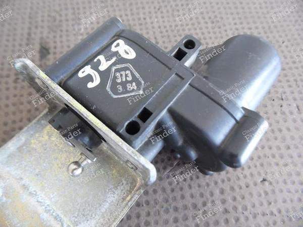 TAILGATE SERVO-MOTOR - PORSCHE 928 - 92862440702 équivalente à 92862440700  ou 928624407BX- 9