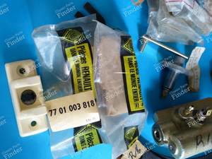 Hauptbremzylinder inkl. Konvolut Motorteile - RENAULT 16 (R16) - 01156001- thumb-2