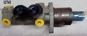 Meisterzylinder Talbot Horizon D - SIMCA-CHRYSLER-TALBOT Horizon - F E G	12761	MC2	x	1	45€ Maitre cylindre tendem 3 sorties Talbot Horizon D de 7/82 à 1/83, diametre piston 20,6mm. Piece neuve dans sa boite d'origine.- thumb-1