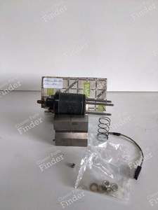 Anlasserrelais - RENAULT 20 / 30 (R20 / R30)