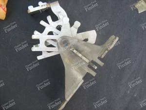 Gearbox fork - NISSAN Pulsar (N10)