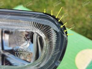 Front left fog light  (for older shape of bumper model) - PEUGEOT 406 Coupé - 67720899- thumb-1