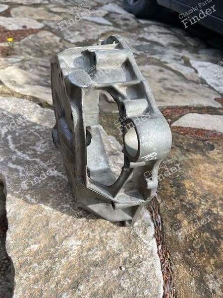 Cloche de boîte à vitesses - RENAULT 5 / 7 (R5 / Siete) - 7700511744- 7