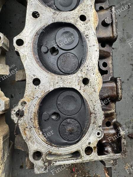 3.5 V8 Engine Cylinder Heads - LAND ROVER Range Rover - 7