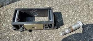 Tailgate latch for the Nevada model - RENAULT 21 (R21) - thumb-2