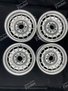 Original Baroque wheels for W108 6.5Jx14 ET30 1084001002 - MERCEDES BENZ W108 / W109 - 1084001002- thumb-1