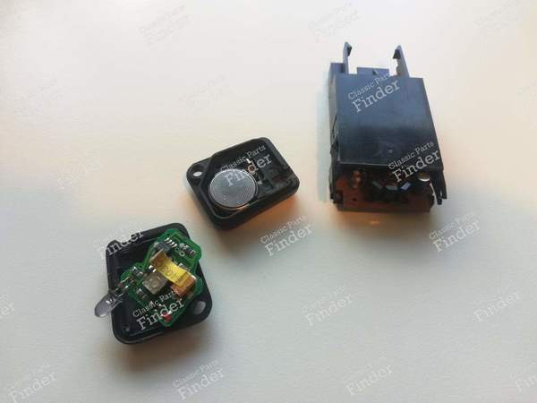 Télécommande 'PLIP' - RENAULT 5 (Supercinq) / Express / Rapid (R5) - 52028A- 0