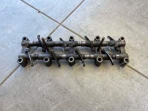Rocker arm - Engine 812 - RENAULT 8 / 10 (R8 / R10) - thumb-1