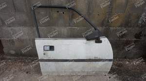 Porte avant droite ou gauche - PEUGEOT 305