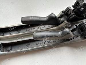 Door handles - PORSCHE 944 - 94453706100 / 94453706200- thumb-3