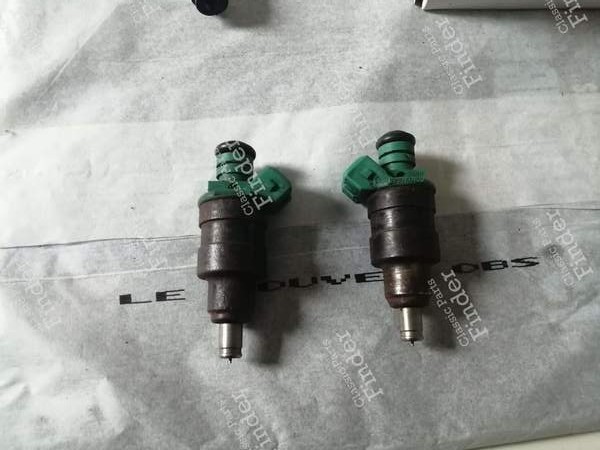 Pair of injectors for 2.5 GTI Turbo - CITROËN CX - 0280150200- 0