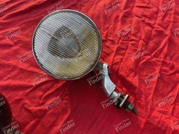 Pair of fog lights - CITROËN Traction Avant (7 / 11 / 15) - 630- 4