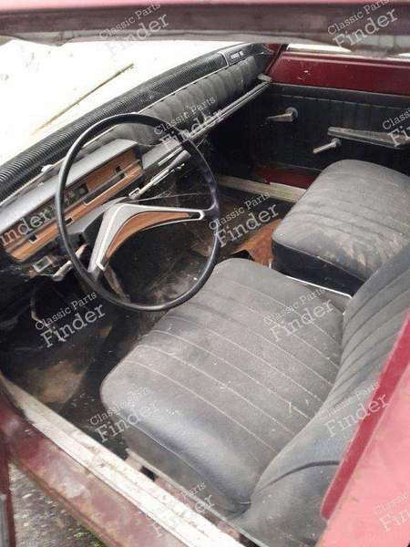 Innenausstattung aus schwarzem Kunstleder - RENAULT 16 (R16) - 0