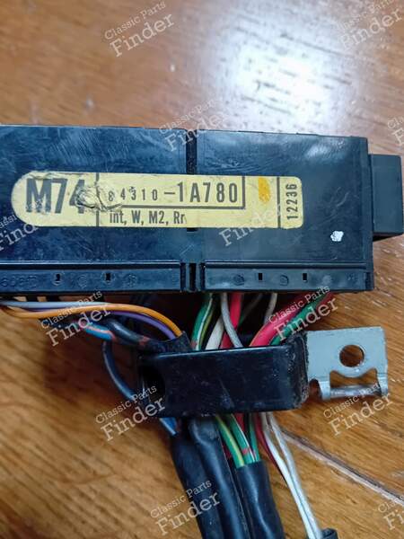 Ensemble commodo phares, essuie-glaces, centre volant - TOYOTA Corolla (E100) - C14CV318 / M74 / 84310-1A780- 1